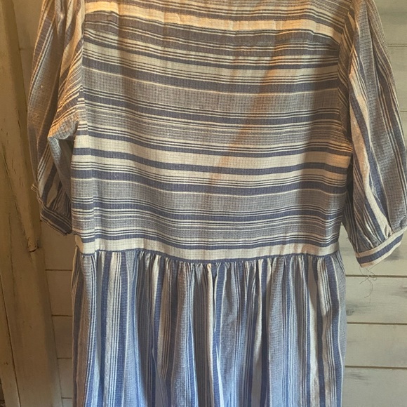 Dress with Puff Sleeves szL - Picture 3 of 3